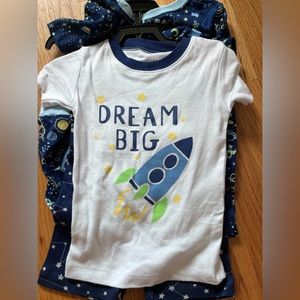 Boys 4PC Pajamas Set Size 3T
